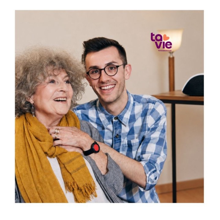 Tavie Domicile | Téléassistance à domicile senior